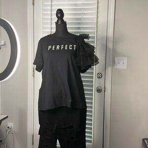 Black (perfect) shirt